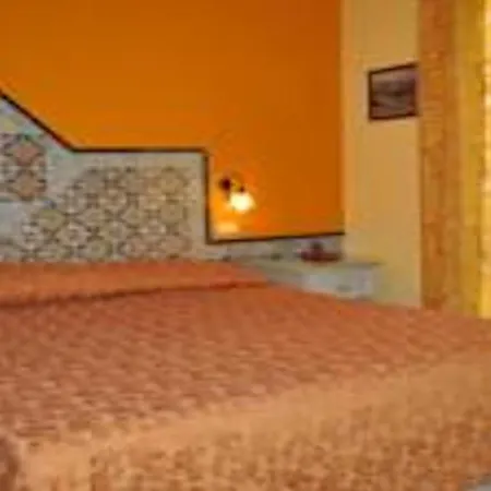 Hotel Al-tair 2*